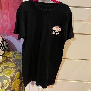 Graphic tee